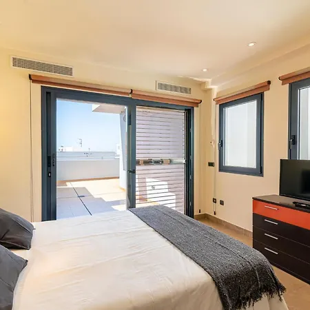 Luxury Holidays Suites, Playa De Cristianos Los Cristianos (Tenerife)