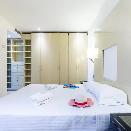 Luxury Holidays Suites, Playa De Cristianos Apartamento *