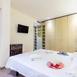 Capri Luxury Holidays Suites, Playa De Cristianos Appartamento