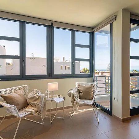 Luxury Holidays Suites, Playa De Cristianos Lägenhet