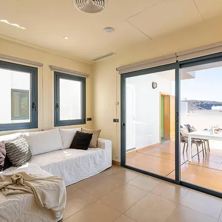 Lägenhet Luxury Holidays Suites, Playa De Cristianos