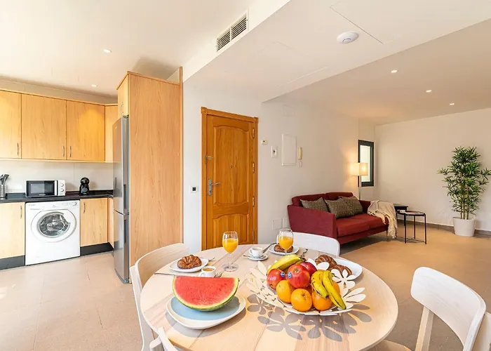 Luxury Holidays Suites, Playa De Cristianos Apartamento *